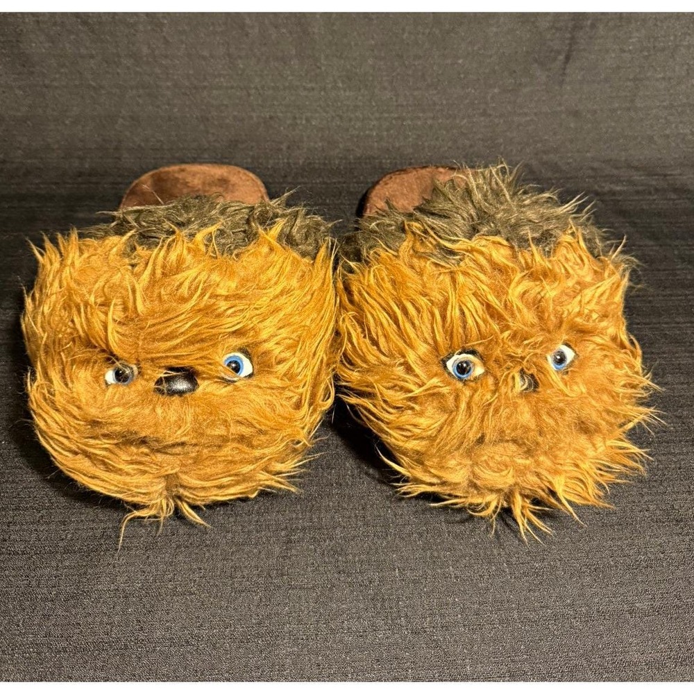Vintage Star Wars Chewbacca Slippers Bioworld Adult Small Wookiee Plush